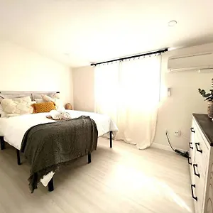  Holiday home Luxury 4br- Disney, Convention, Beaches
